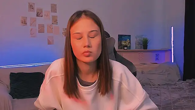 adelle046 online show from October 2025 10:55:01 AM