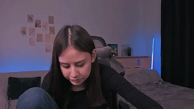 adelle046 online show from October 2025 11:57:02 AM