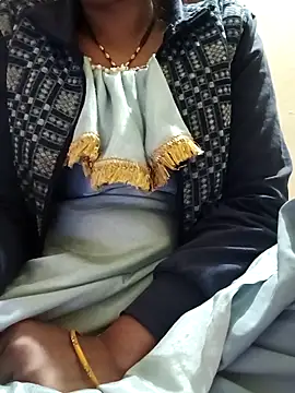 Snapshot of LOVE-VIKA chatting on November 2025 09:44:02 AM LOVE-VIKA online show from November 2025 09:44:02 AM