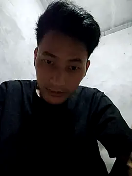 Snapshot of Uh-em95 chatting on September 2025 03:17:01 PM Uh-em95 online show from September 2025 03:17:01 PM