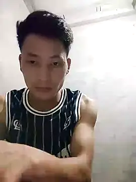 Snapshot of Uh-em95 chatting on October 2025 09:37:01 AM Uh-em95 online show from October 2025 09:37:01 AM