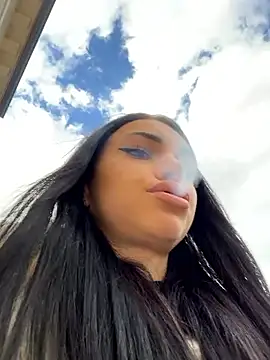 Snapshot of ilariea_girl chatting on October 2025 02:13:01 PM ilariea girl online show from October 2025 02:13:01 PM