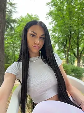 ilariea girl online show from May 2026 03:39:02 PM