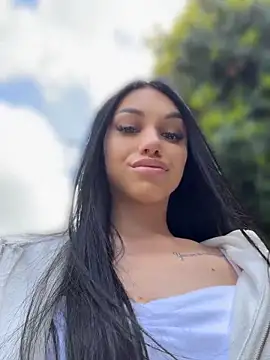 ilariea girl online show from May 2026 12:44:01 PM