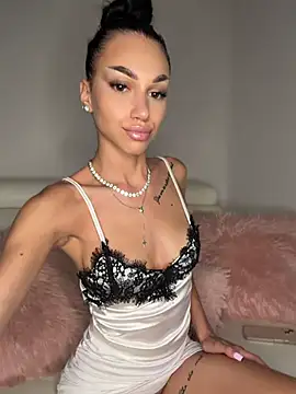 ilariea girl online show from July 2026 03:08:02 PM