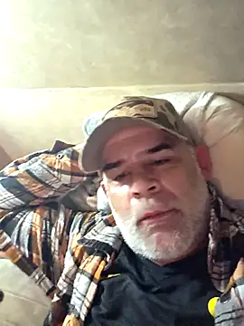 Snapshot of DeeBestEver chatting on January 2026 04:28:01 AM DeeBestEver online show from January 2026 04:28:01 AM