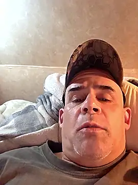 Snapshot of DeeBestEver chatting on January 2026 09:25:02 AM DeeBestEver online show from January 2026 09:25:02 AM