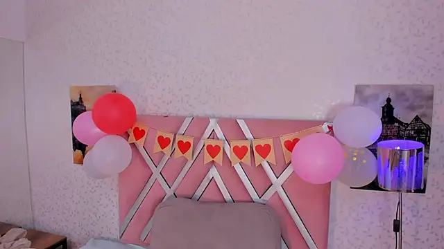 Snapshot of skysaenz chatting on February 2026 06:09:01 PM skysaenz online show from February 2026 06:09:01 PM