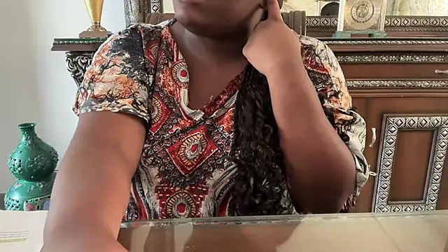 Snapshot of nanaisbackk chatting on December 2025 08:12:01 AM nanaisbackk online show from December 2025 08:12:01 AM