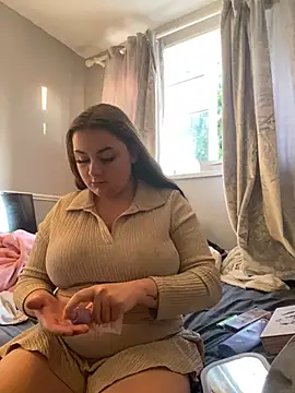 MadelineLeah online show from July 2026 07:08:02 PM