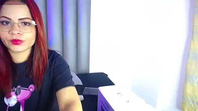 Snapshot of juliana-97 chatting on November 2025 04:12:01 AM juliana-97 online show from November 2025 04:12:01 AM