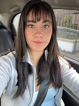 LunaMartinez Pink online show from November 2025 12:51:01 PM