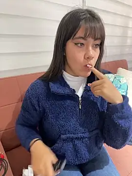 LunaMartinez Pink online show from November 2025 12:27:02 PM