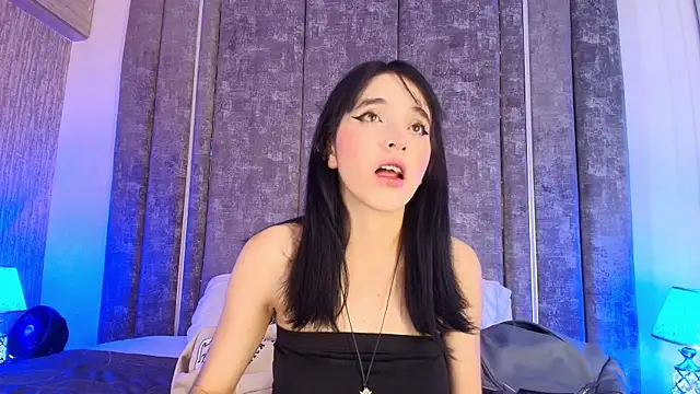 MeganR  online show from March 2026 09:15:02 AM