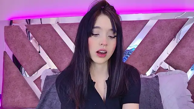 MeganR  online show from June 2026 03:22:01 AM