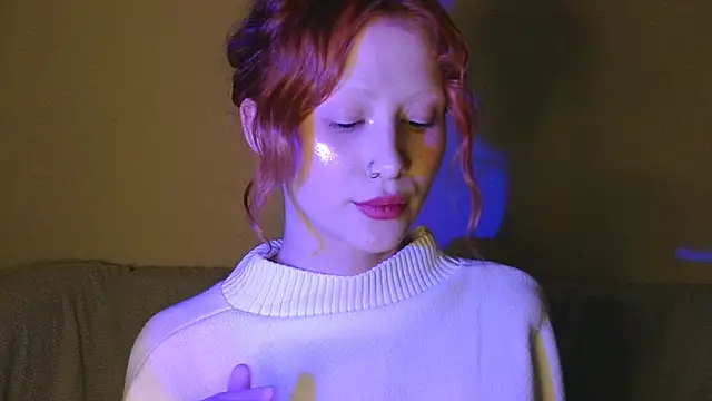 Nyra Thira online show from October 2025 01:24:01 AM