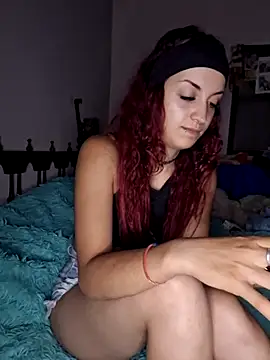 Snapshot of Sweetredevil chatting on January 2026 03:31:01 AM Sweetredevil online show from January 2026 03:31:01 AM