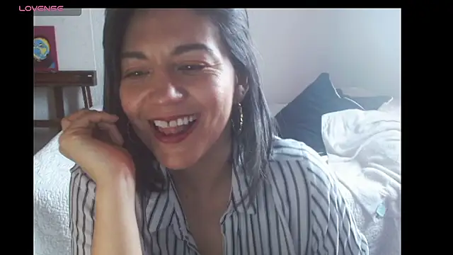 XxAntonellaxxx online show from April 2026 06:46:02 PM