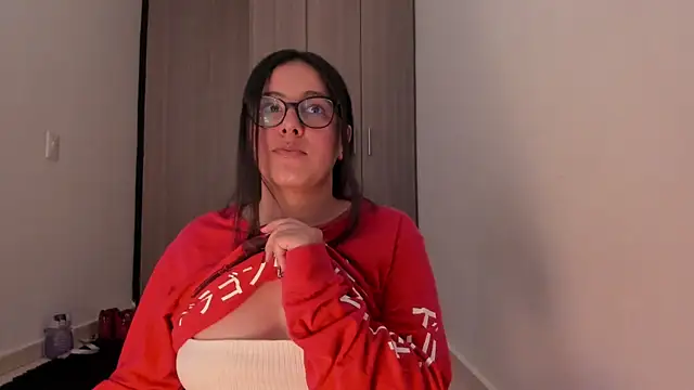 Venus cat  online show from October 2025 09:02:01 PM