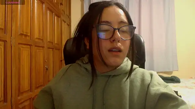 Venus cat  online show from December 2025 08:41:02 AM