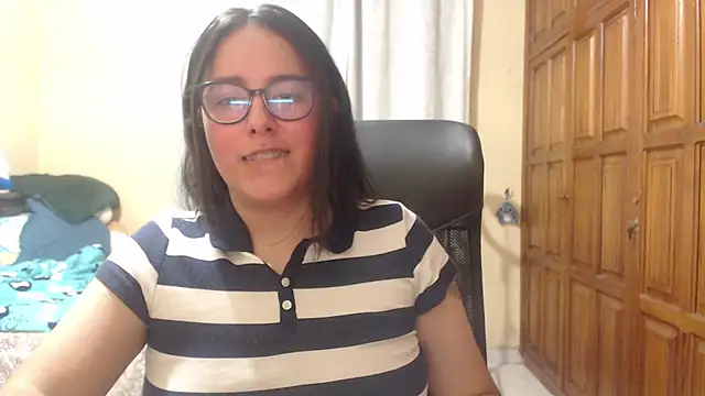 Venus cat  online show from March 2026 04:06:02 AM