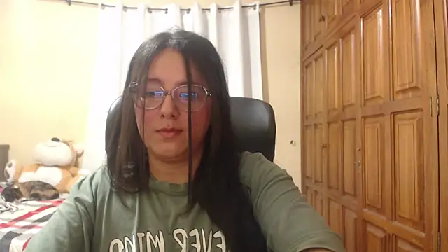 Venus cat  online show from July 2026 01:40:01 AM