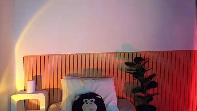 emma web  online show from June 2026 12:04:02 PM