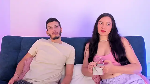 Snapshot of josh_and_val chatting on November 2025 09:36:01 PM josh and val online show from November 2025 09:36:01 PM