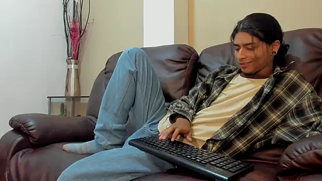 Dickie Dicking online show from October 2025 08:17:02 PM