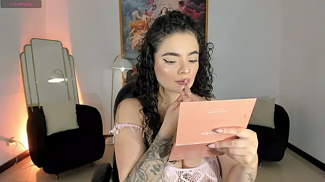 KylieJenkins online show from May 2026 11:05:02 AM
