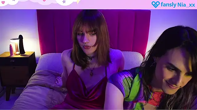 estrogen nia online show from October 2025 01:36:02 AM