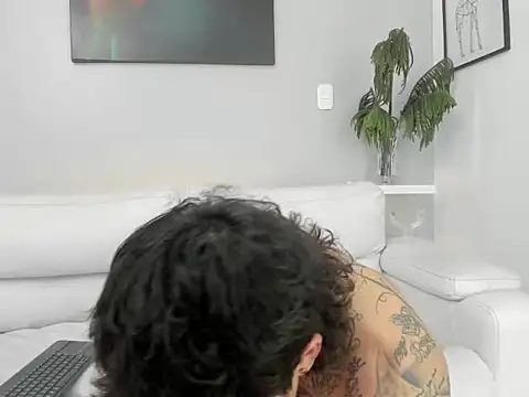 Snapshot of SteveDickson_ chatting on October 2025 09:31:02 PM SteveDickson online show from October 2025 09:31:02 PM