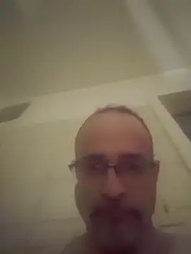 Curious9884 online show from April 2026 01:32:01 AM