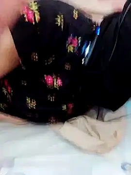 Padmefox online show from October 2025 12:06:01 PM