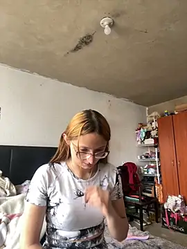 imariahot online show from October 2025 02:56:01 PM