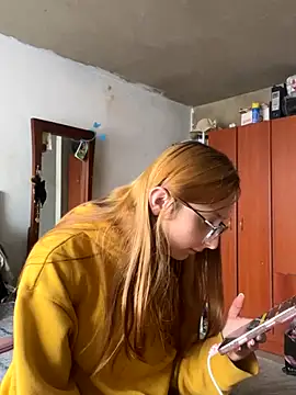 imariahot online show from October 2025 01:14:01 PM