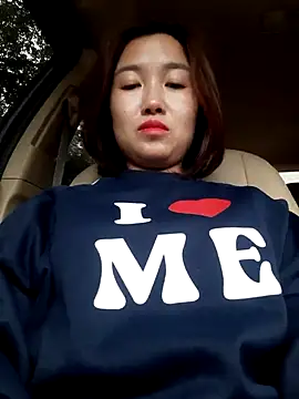 Snapshot of Zun_121 chatting on November 2025 08:49:01 AM Zun 121 online show from November 2025 08:49:01 AM