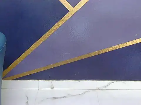 shiny-krisha online show from October 2025 04:07:02 AM