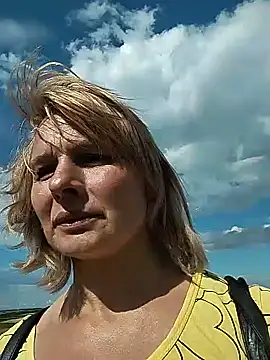 Masha412111 online show from July 2026 01:57:01 PM