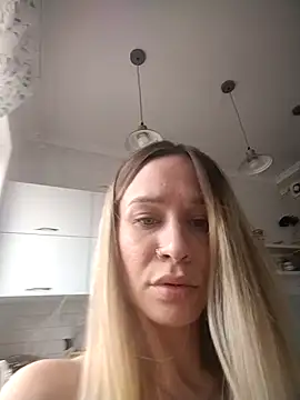 Anita Delicious online show from April 2026 01:38:02 PM