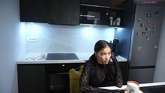 LianiLoverx online show from October 2025 12:11:01 AM