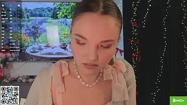 JulieLupo online show from March 2026 06:18:01 AM