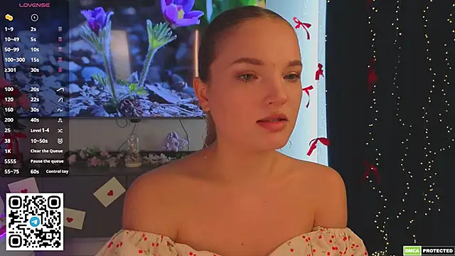 JulieLupo online show from March 2026 06:25:01 AM