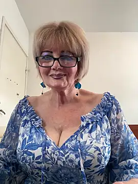 BoloshkaBlonda online show from June 2026 01:37:01 PM