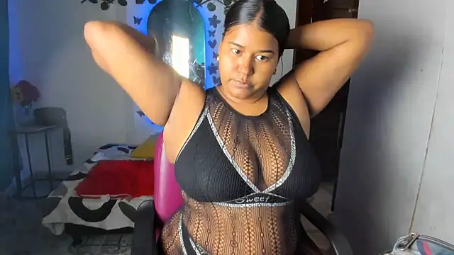 Ebony luna online show from July 2026 07:49:01 PM