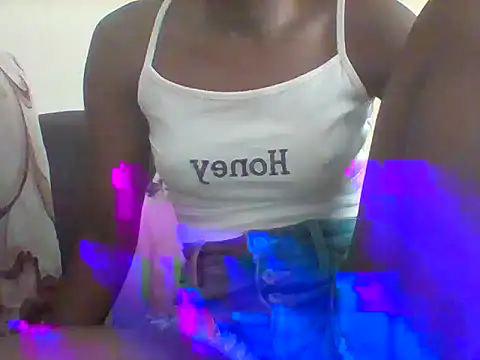 Snapshot of marociaMerl chatting on October 2025 09:20:01 AM marociaMerl online show from October 2025 09:20:01 AM