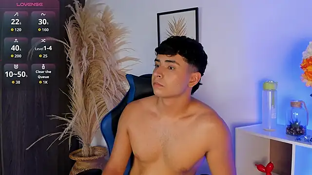 Thiago Connor21 online show from May 2026 01:57:16 AM