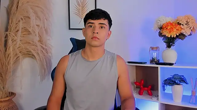 Thiago Connor21 online show from July 2026 08:59:01 PM