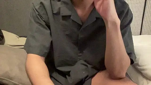 16hornydog online show from October 2025 02:27:02 PM