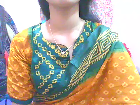 Snapshot of night_queeen7 chatting on November 2025 06:43:01 PM night queeen7 online show from November 2025 06:43:01 PM